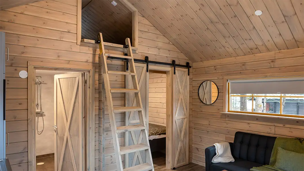Guldbyn, 4-bäddsstuga med loft